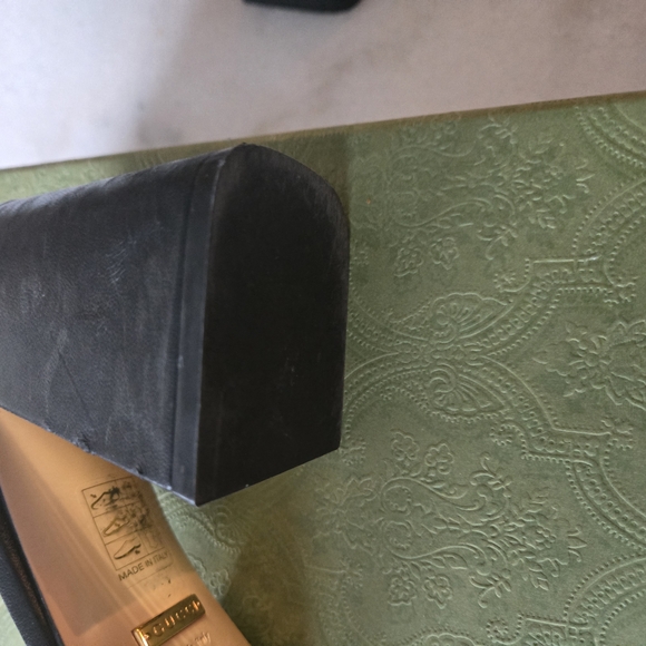 Gucci Black Leather Horsebit Sandals - Picture 7 of 9